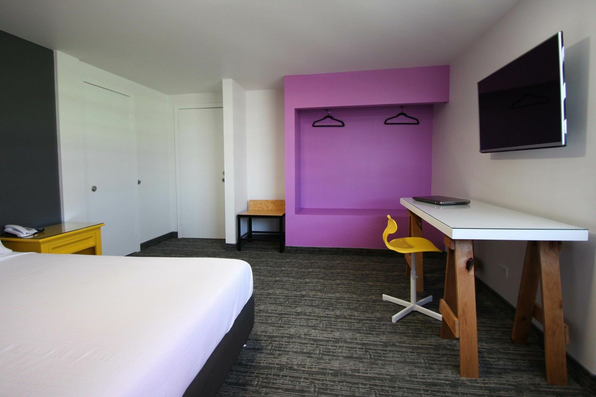 B My Hotel Tijuana Exteriör bild